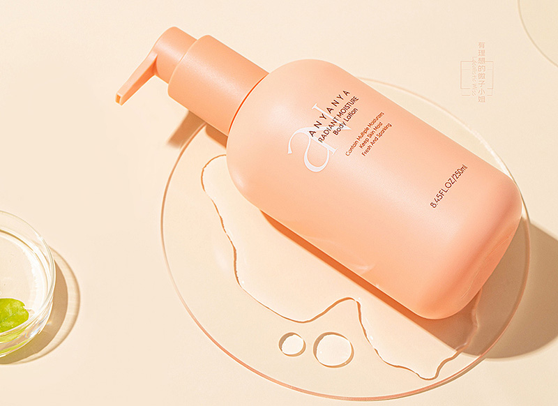 Dior“羽衣霓裳”杠上花西子，國際大牌也想做“中國風”