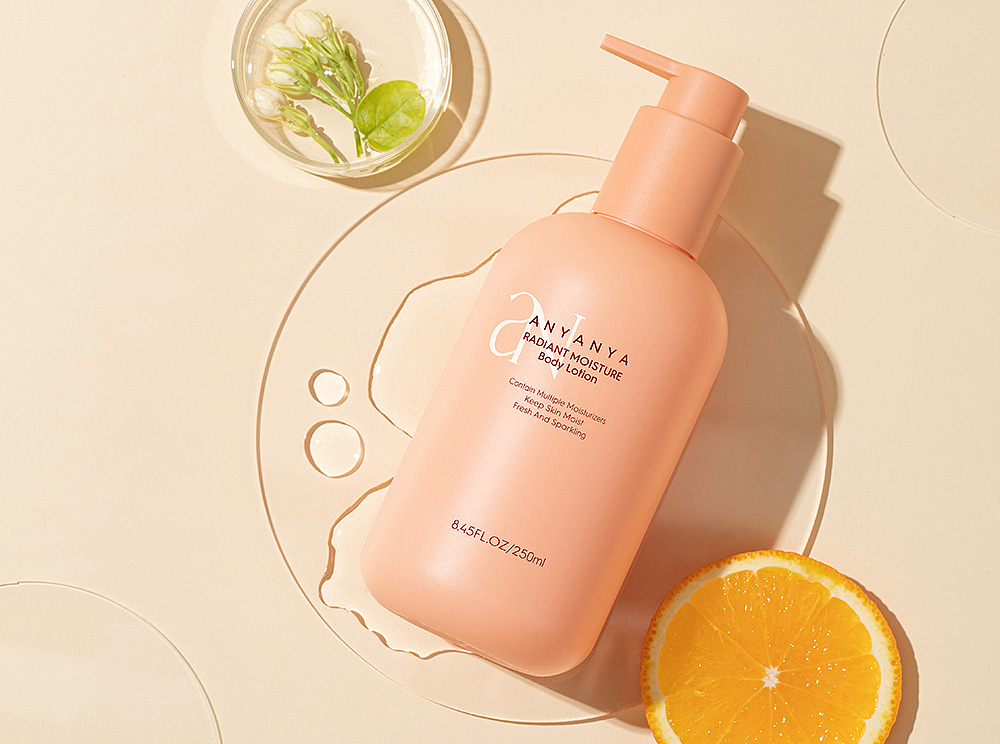 Dior“羽衣霓裳”杠上花西子，國際大牌也想做“中國風”
