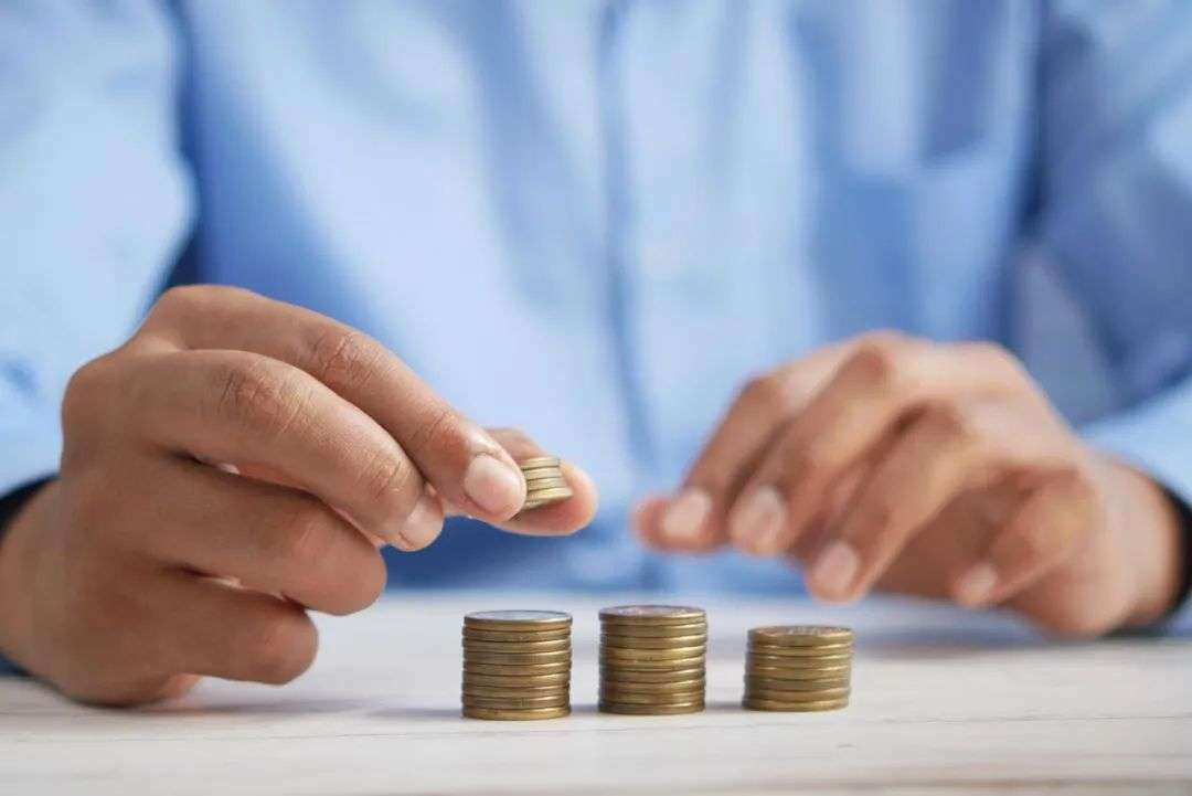 冰火新消費(fèi)：誰已退場(chǎng)？誰還在砸錢？
